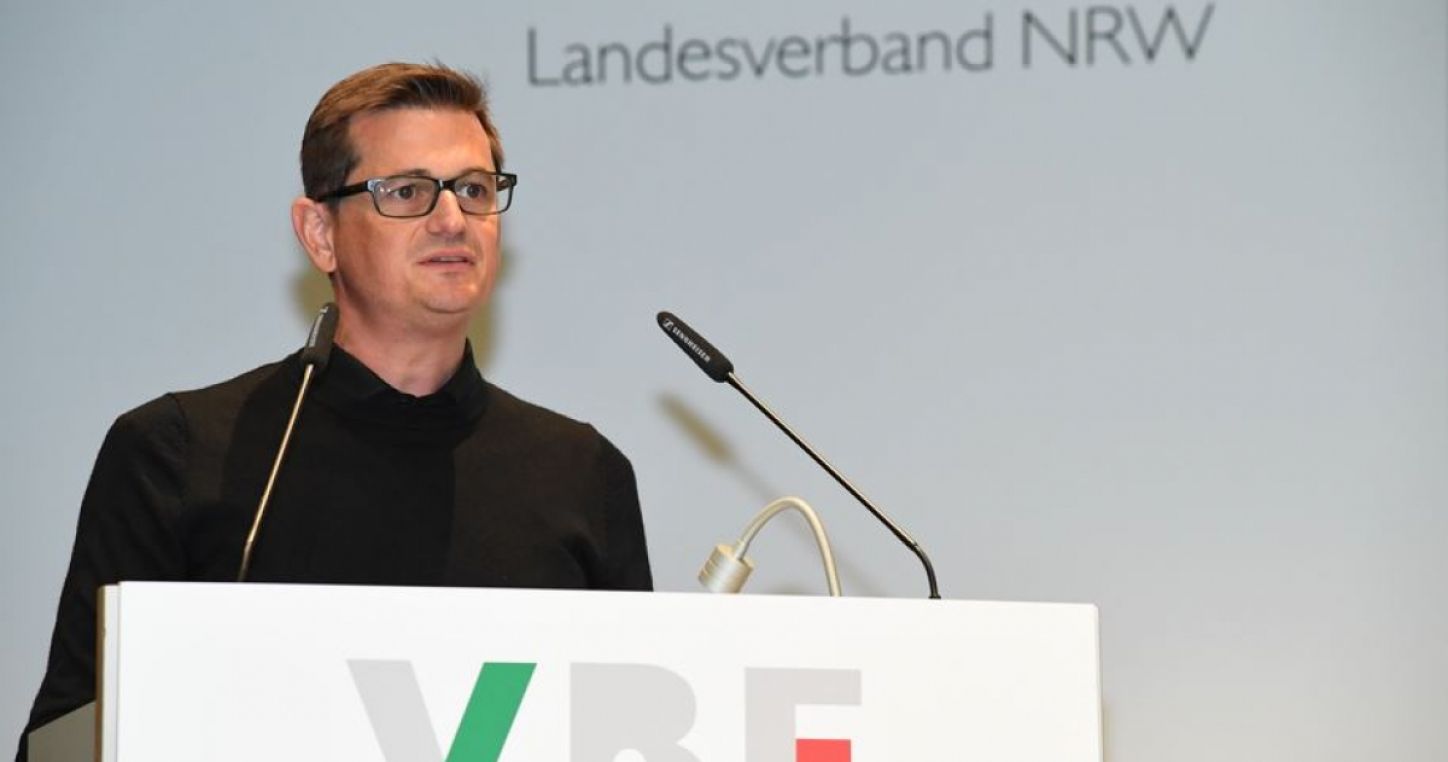 VBE-NRW President Stefan Belhau.