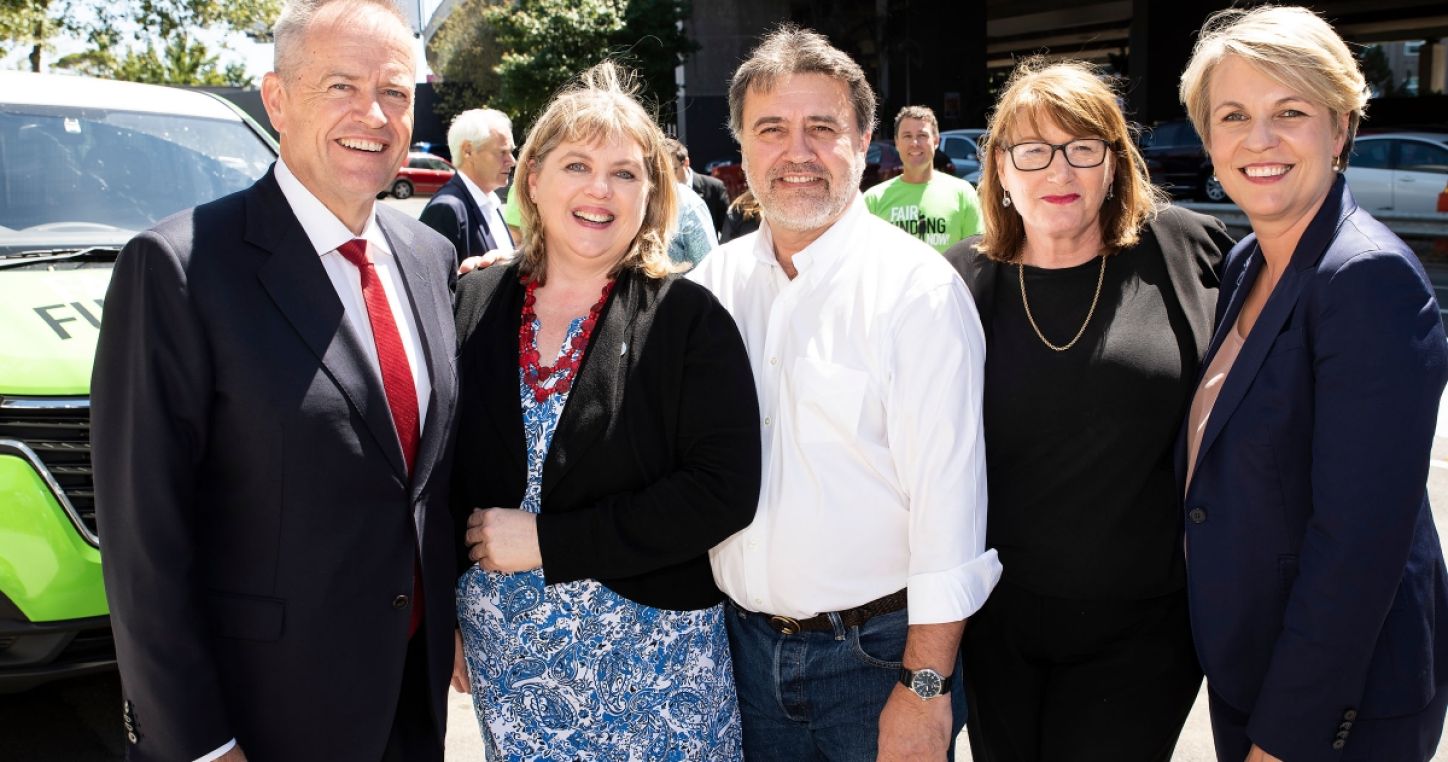 From l. to r.: Labor leader Bill Shorten, AEU Federal President Correna Haythorpe, Education International’s Angelo Gavrielatos, an unidentified lady, and Labor Federal Education spokesperson (and Deputy party leader) Tanya Plibersek.