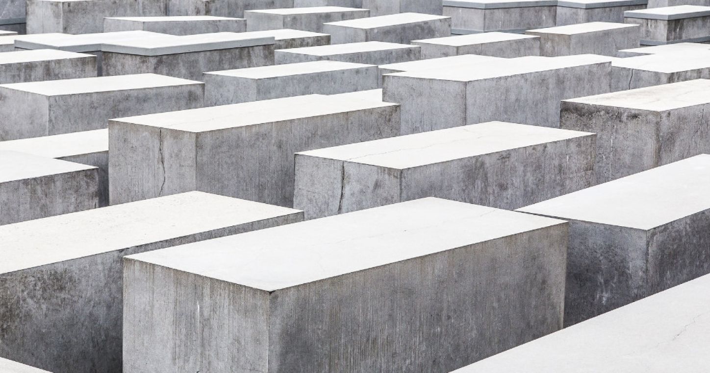 Monument aux juifs assassinés d'Europe, Berlin (photo: Richard Ricciardi/flickr).